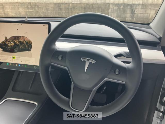 Tesla MODEL Y 2024-11 7729846-15