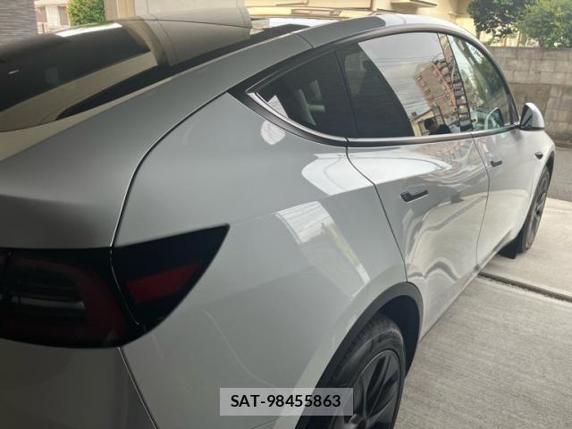 Tesla MODEL Y 2024-11 7729846-3