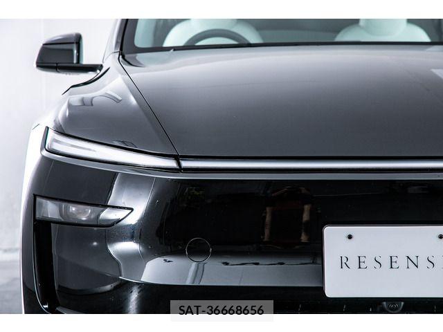 Tesla MODEL Y 2025-06 7789873-16