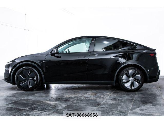 Tesla MODEL Y 2025-06 7789873-7