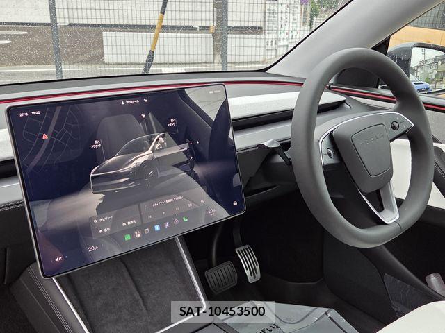 Tesla MODEL Y 2025-06 7789872-9