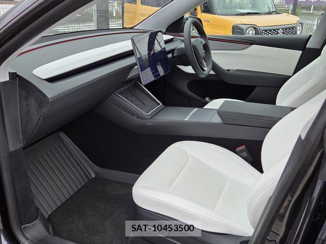 Tesla MODEL Y 2025-06 7789872-7