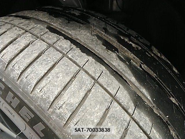 Tesla MODEL Y 2022-10 7880060-22