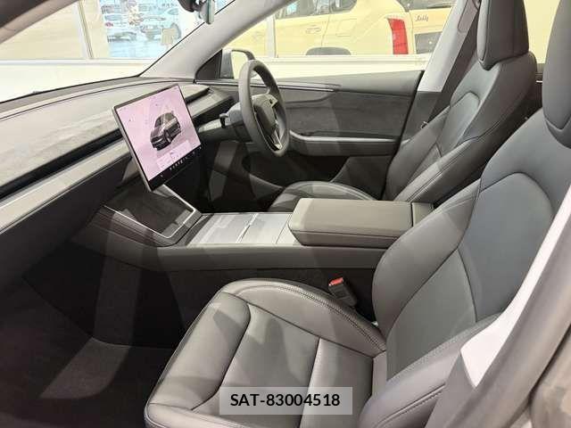 Tesla MODEL Y 2025-05 7880055-14