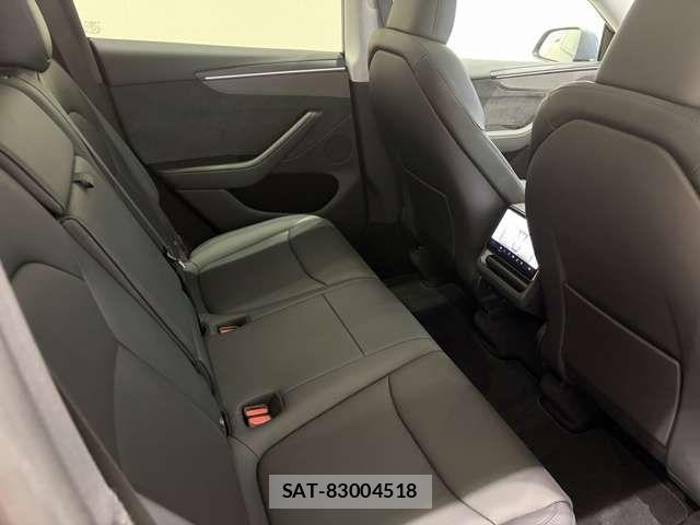 Tesla MODEL Y 2025-05 7880055-16