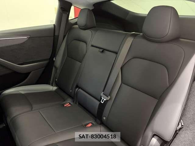 Tesla MODEL Y 2025-05 7880055-17