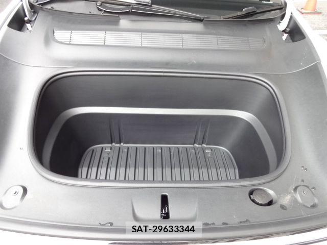 Tesla MODEL Y 2026-03 7880056-11