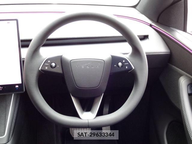 Tesla MODEL Y 2026-03 7880056-21