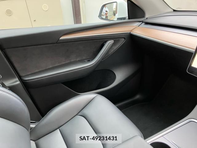 Tesla MODEL Y 2024-05 7981353-20