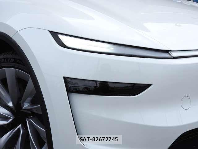 Tesla MODEL Y 2025-05 8038761-18