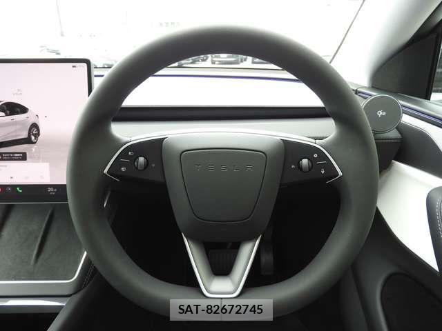 Tesla MODEL Y 2025-05 8038761-5
