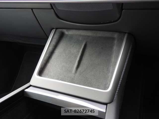Tesla MODEL Y 2025-05 8038761-7