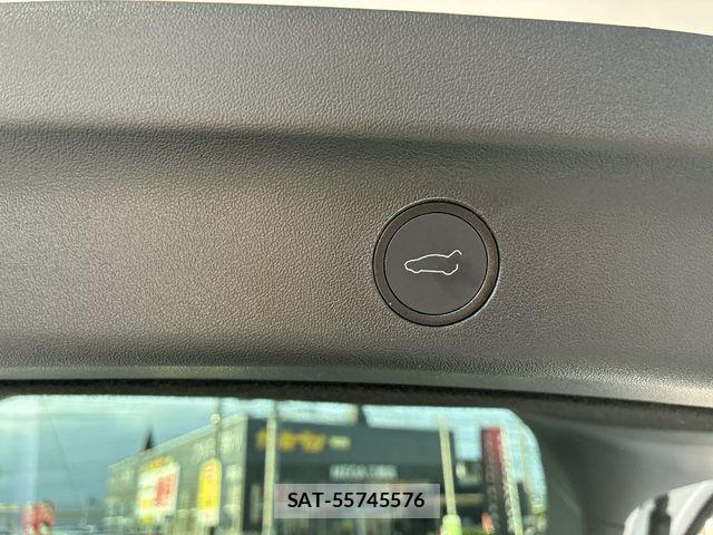 Tesla MODEL Y 2023-07 8210682-14