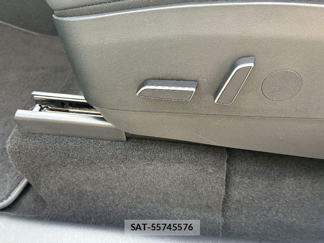 Tesla MODEL Y 2023-07 8210682-15