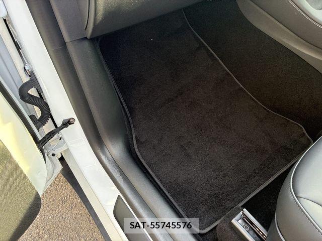 Tesla MODEL Y 2023-07 8210682-21