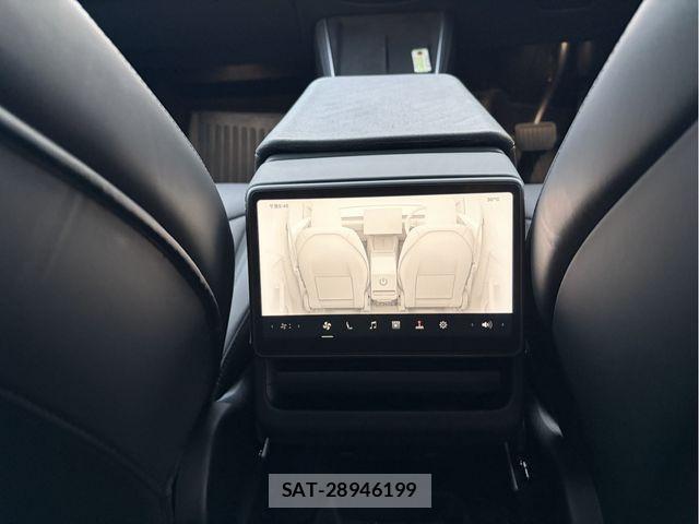 Tesla MODEL Y 2025-06 8232148-12