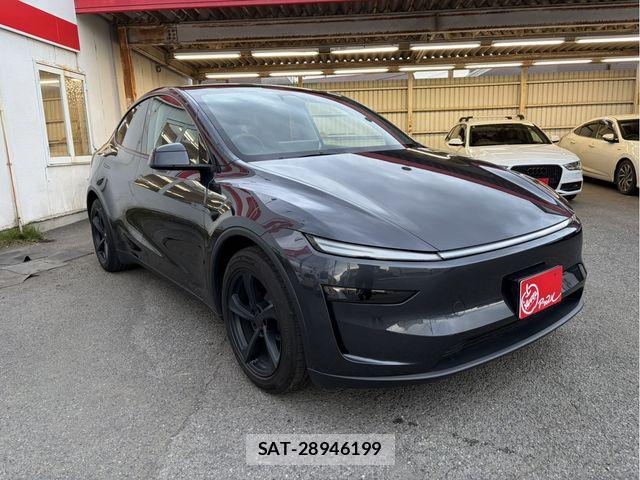 Tesla MODEL Y 2025-06 8232148-7