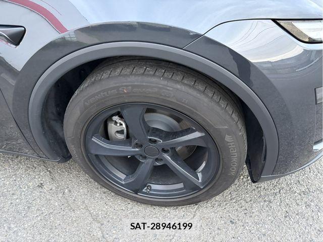 Tesla MODEL Y 2025-06 8232148-8