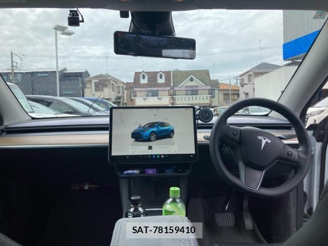 Tesla MODEL Y 2024-03 8317655-13