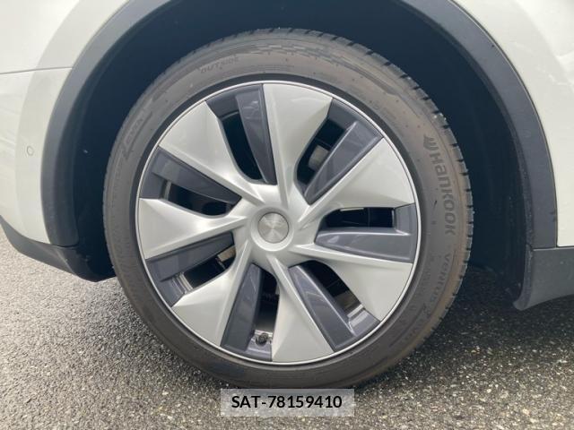 Tesla MODEL Y 2024-03 8317655-4