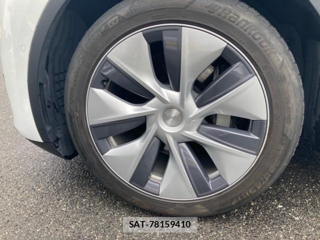 Tesla MODEL Y 2024-03 8317655-6