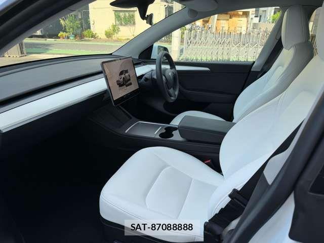 Tesla MODEL Y 2023-04 8317656-7