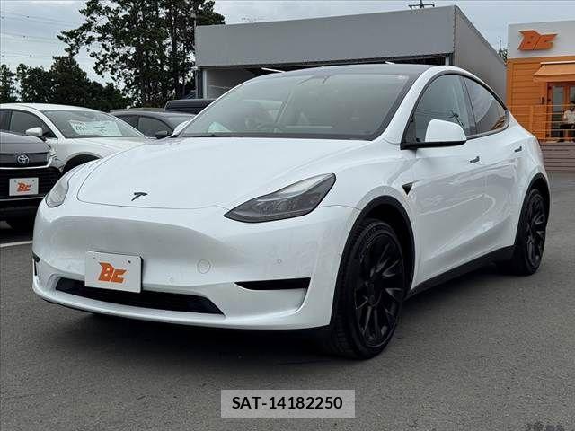 Tesla MODEL Y 2022-12 8355787-9
