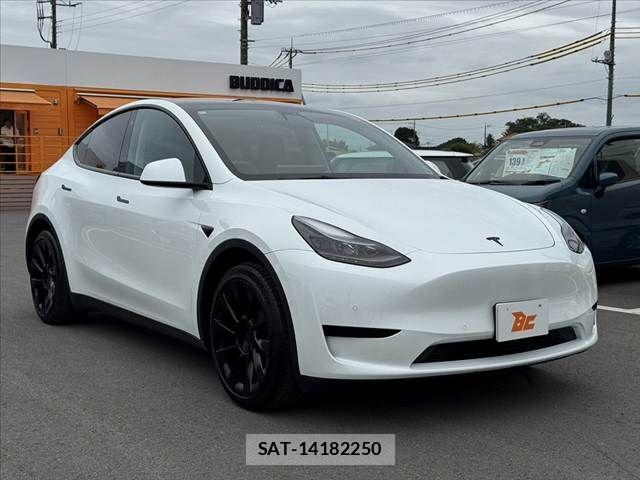 Tesla MODEL Y 2022-12 8355787-7