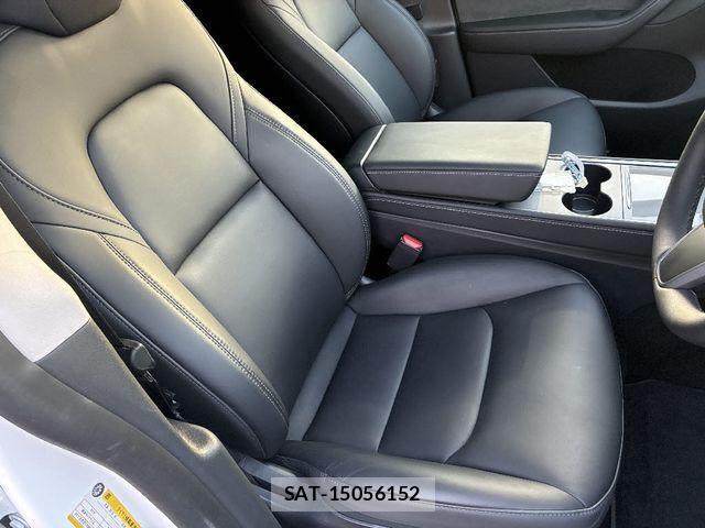 Tesla MODEL Y 2022-11 8369429-3