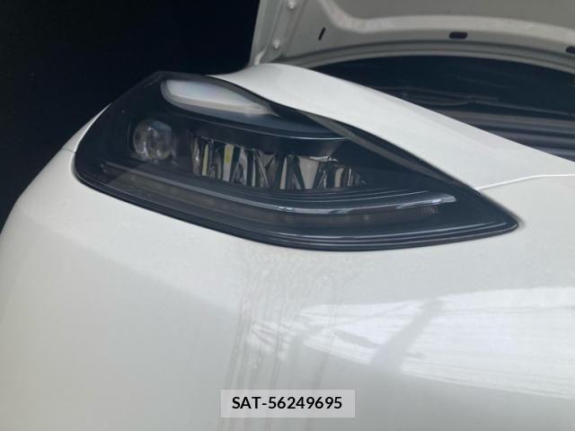 Tesla MODEL Y 2023-11 8372290-3
