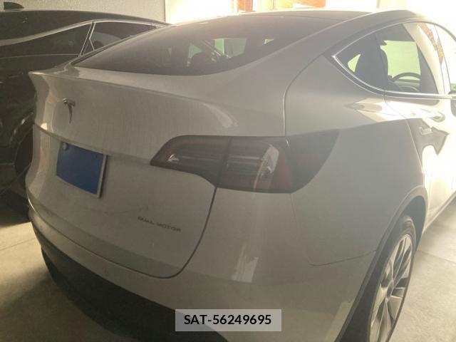 Tesla MODEL Y 2023-11 8372290-6