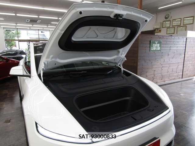 Tesla MODEL Y 2025-12 8415475-10