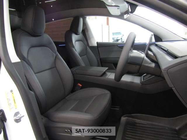 Tesla MODEL Y 2025-12 8415475-6