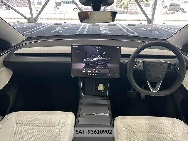 Tesla MODEL Y 2025-09 8486180-1