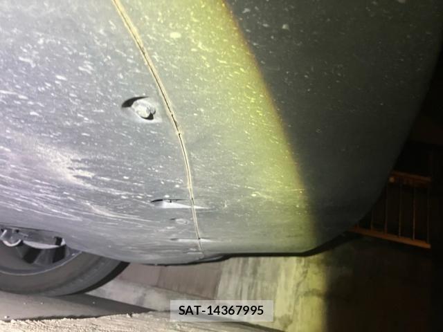 Tesla MODEL Y 2023-02 8486181-10