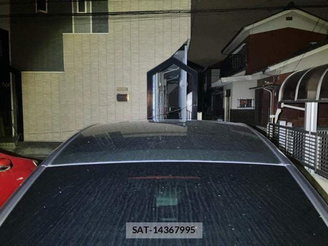 Tesla MODEL Y 2023-02 8486181-7