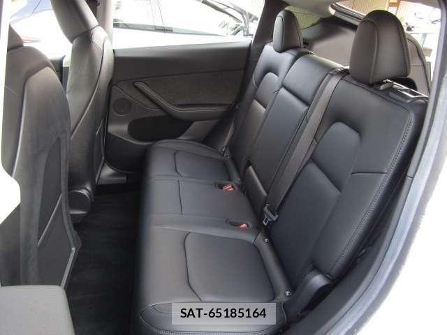 Tesla MODEL Y 2023-07 8527789-9