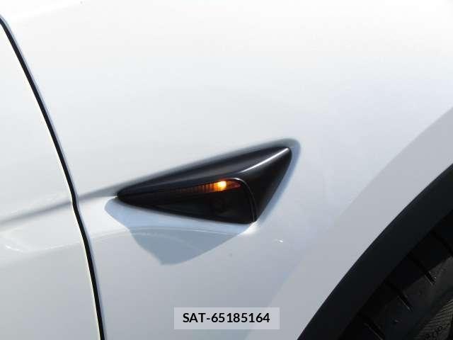 Tesla MODEL Y 2023-07 8527789-16