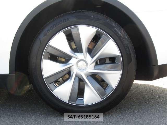 Tesla MODEL Y 2023-07 8527789-21