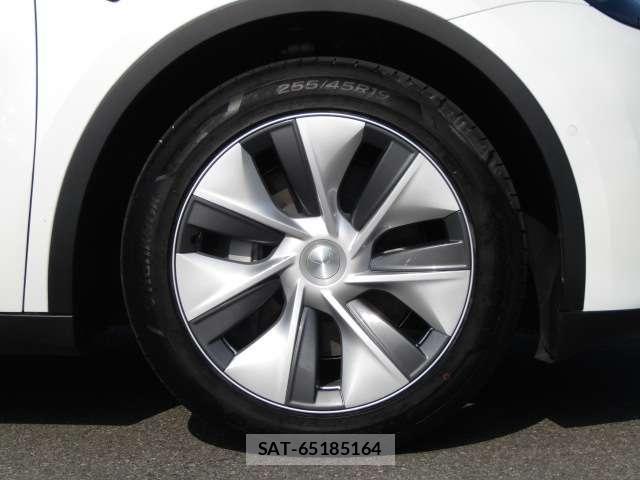 Tesla MODEL Y 2023-07 8527789-23