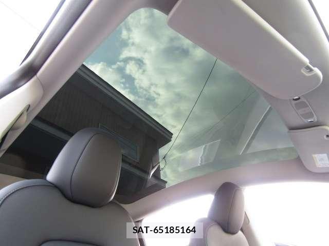 Tesla MODEL Y 2023-07 8527789-5