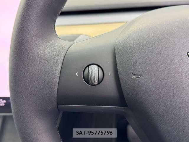 Tesla MODEL Y 2023-10 8563818-5