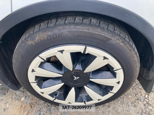 Tesla MODEL Y 2023-12 8629370-9