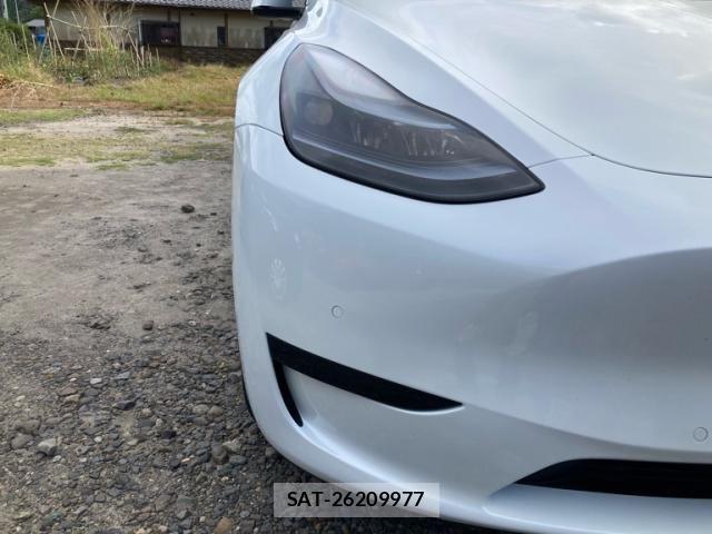 Tesla MODEL Y 2023-12 8629370-3