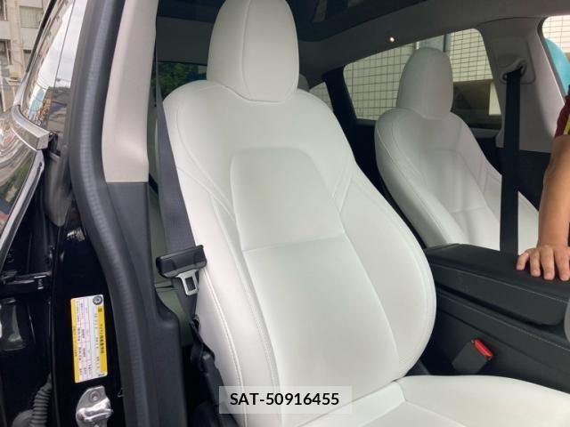 Tesla MODEL Y 2022-12 8629369-11