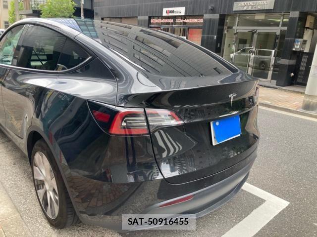 Tesla MODEL Y 2022-12 8629369-2