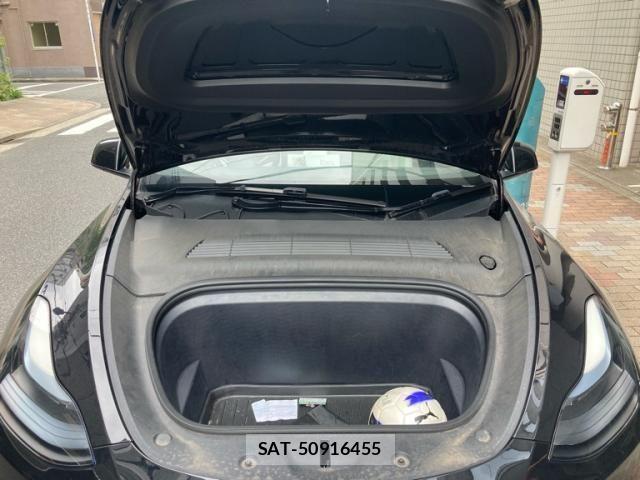Tesla MODEL Y 2022-12 8629369-5