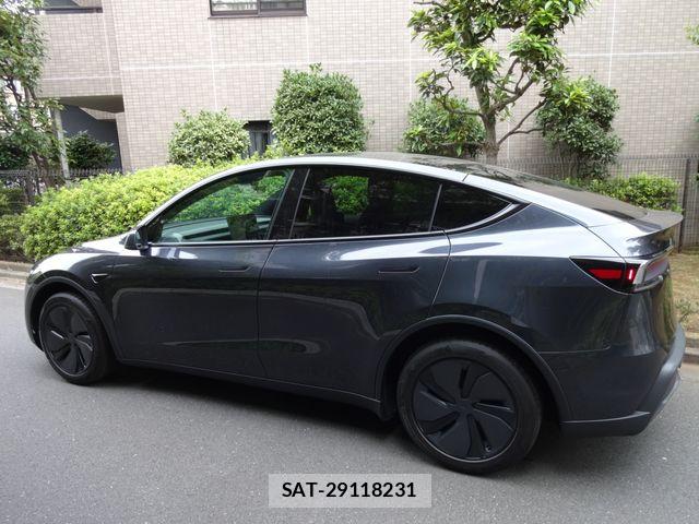 Tesla MODEL Y 2026-06 8662004-2