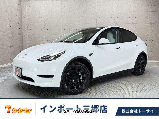 Tesla MODEL Y 2023-08 8746360-0