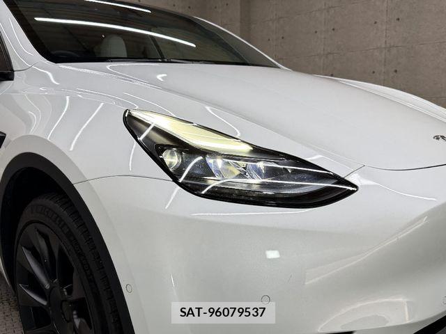 Tesla MODEL Y 2023-08 8746360-15